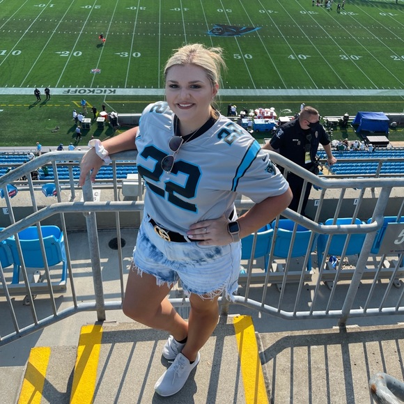 💕 Meet your Posher, Taylor ✨ - Picture 4 of 8